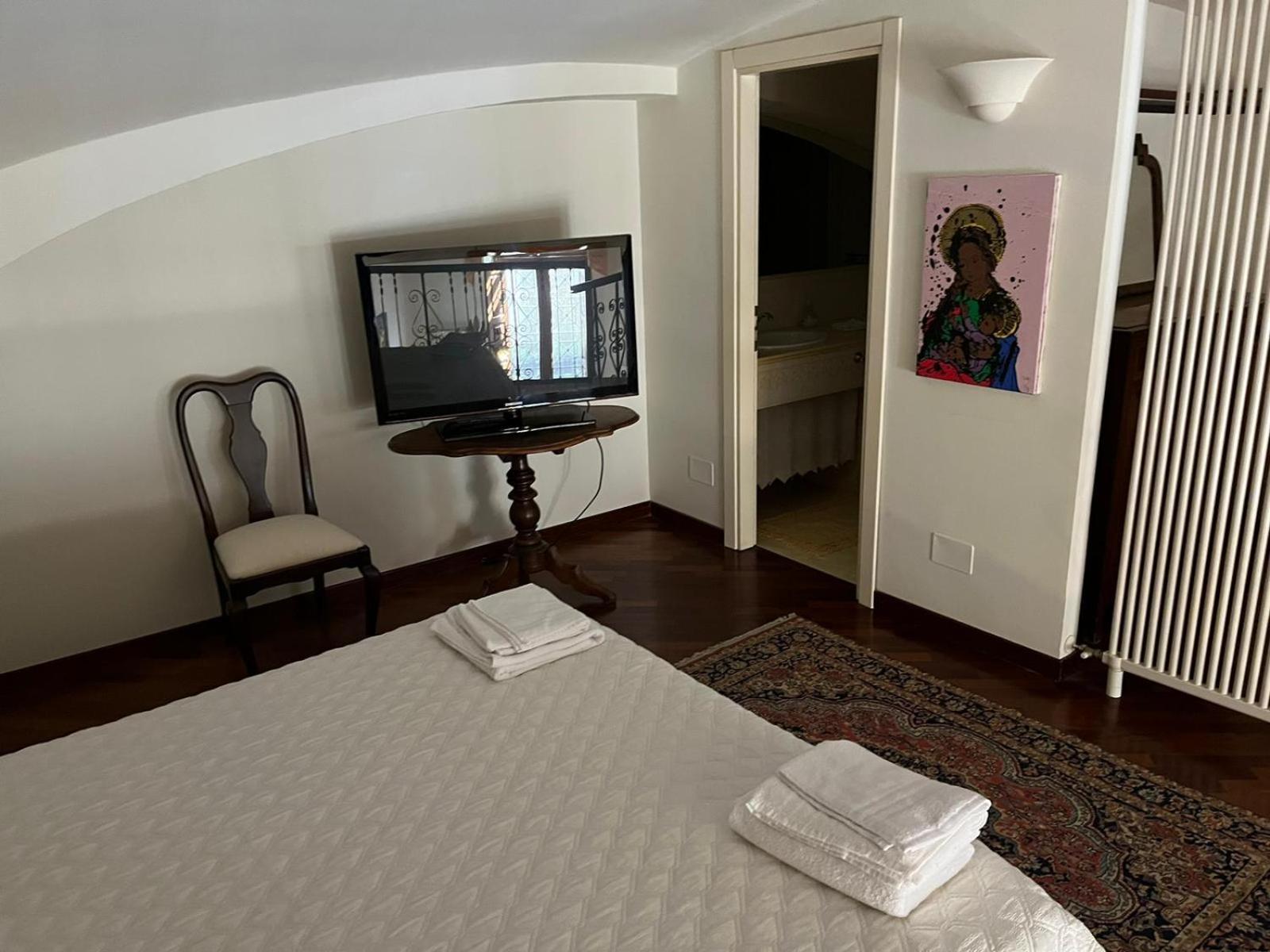 Loft Tanzi Apartment Bari Bilik gambar